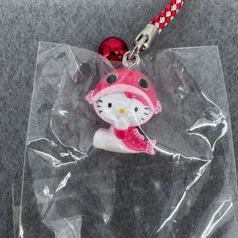 2002 Hello Kitty‎ Gotochi Izu Inatori Golden eye Snapper Keychain Phone Strap